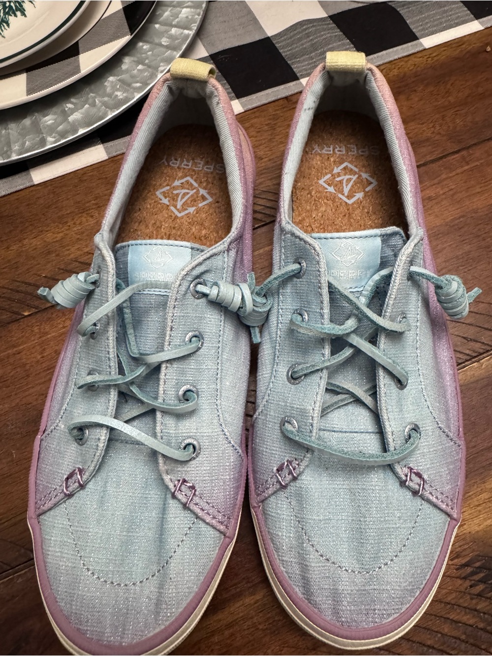 Women’s Sperry Crest Vibe Blue & Lavender Canvas Lace-Up Shoes size 9